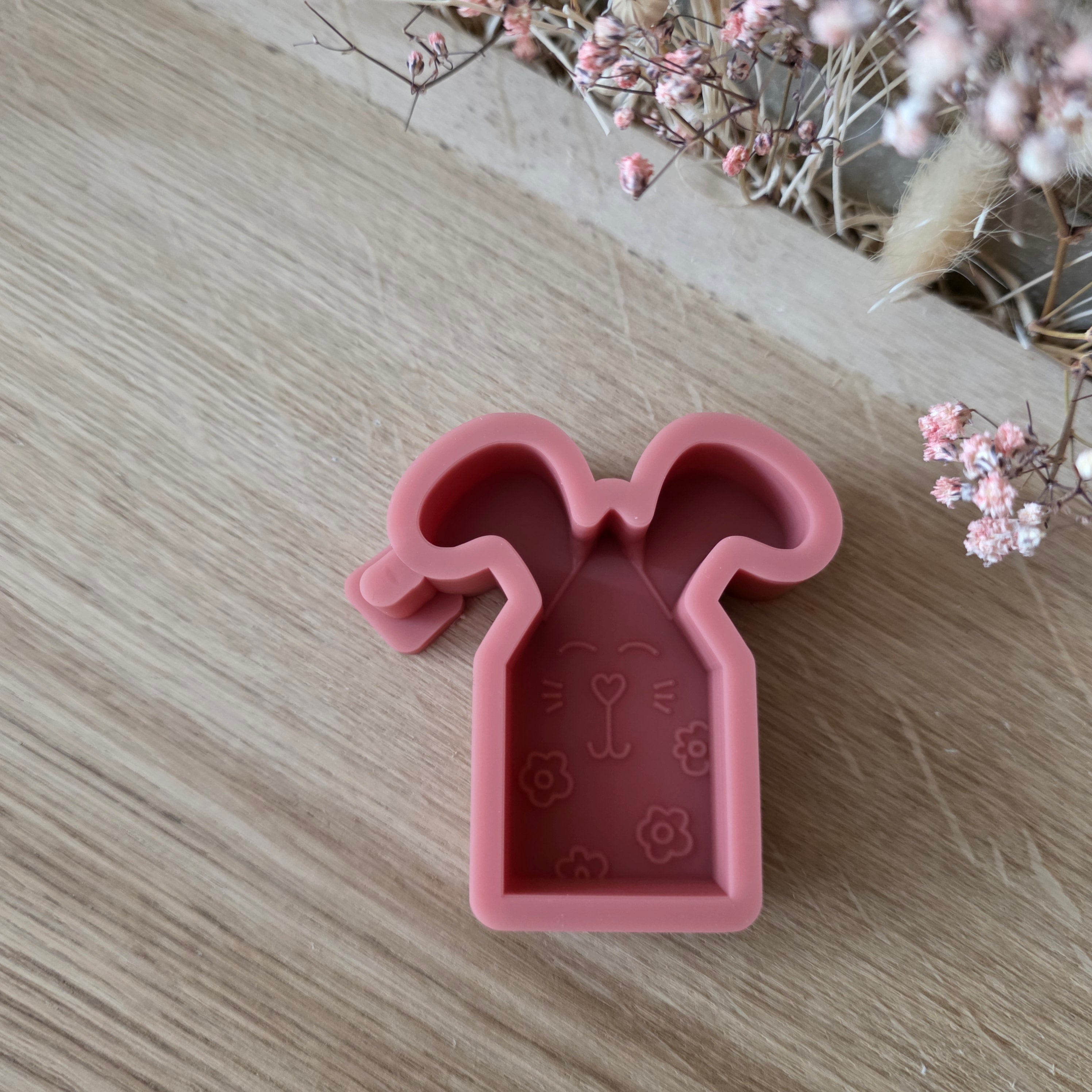 Silikon – Gießform – Hasenhaus Blütenfreude – mit Ohren & Blumen-Gravur