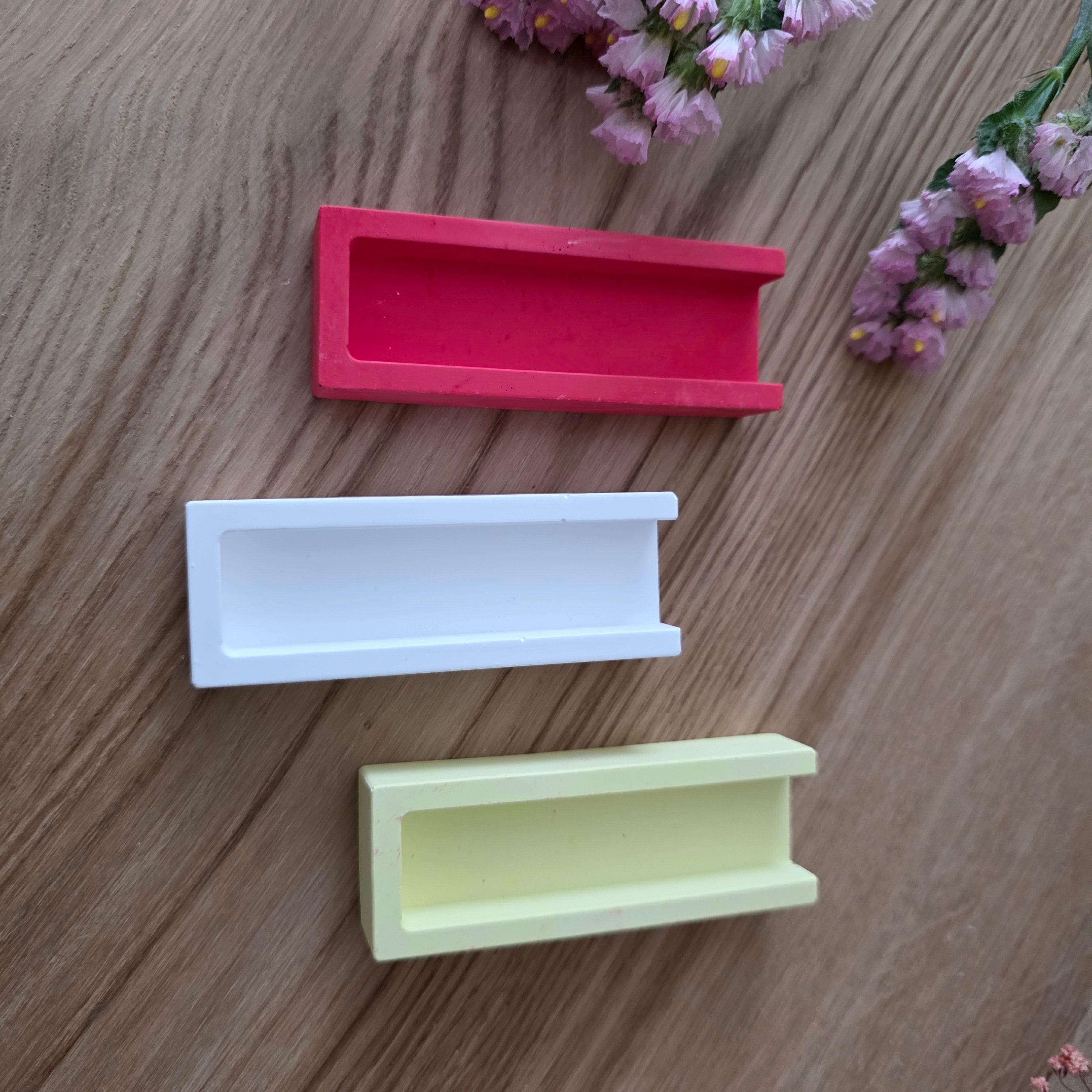 Modularer Schokoladenhalter – Rückteil & Wechselfronten