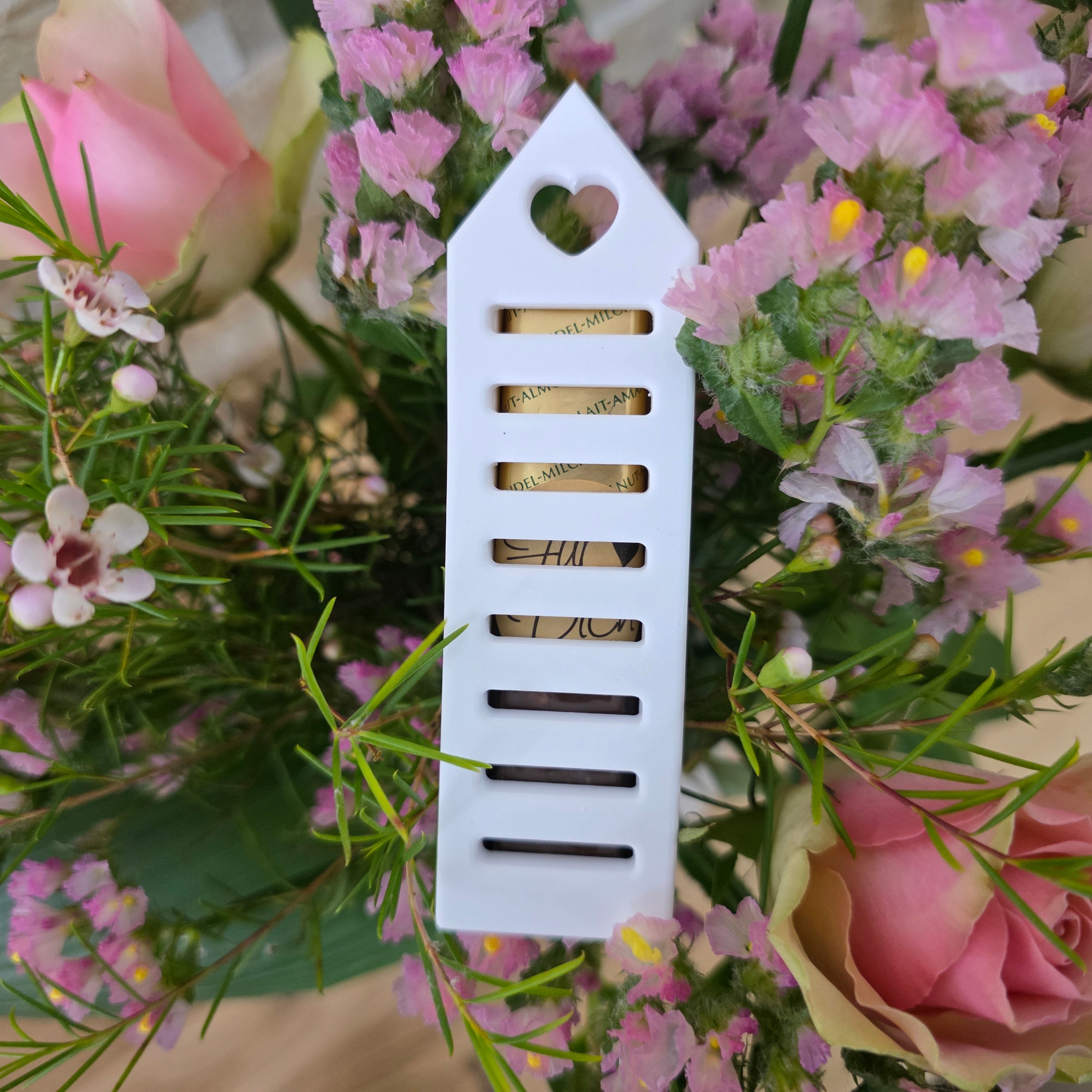 Modularer Schokoladenhalter – Rückteil & Wechselfronten