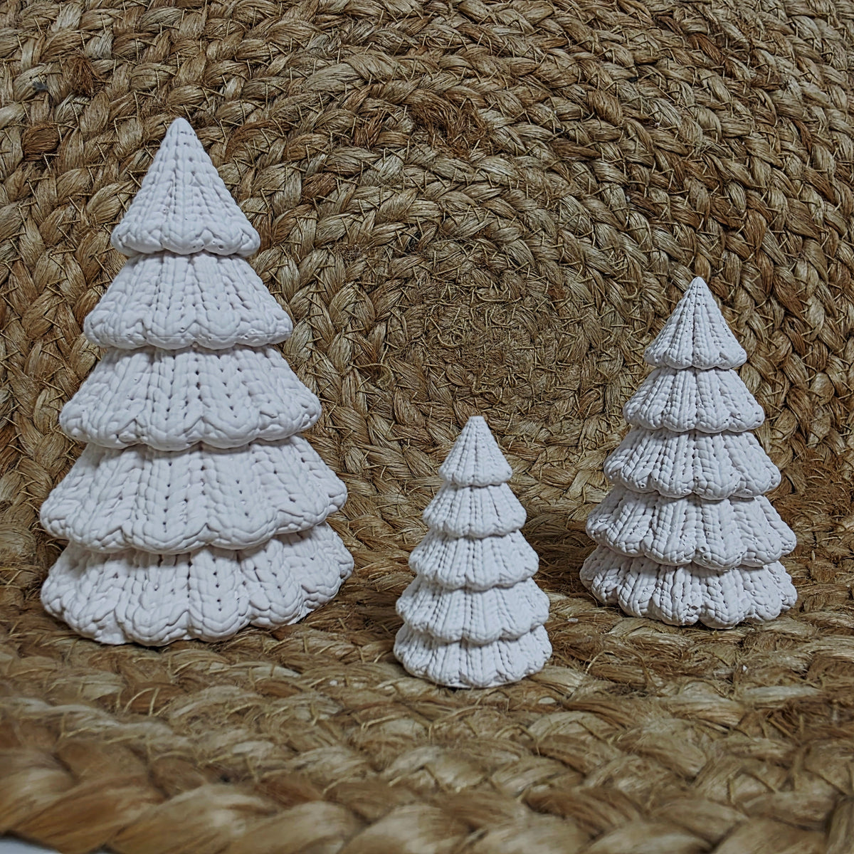 Silikongießform – Tannenbäume in 3 Größen mit Strickmuster