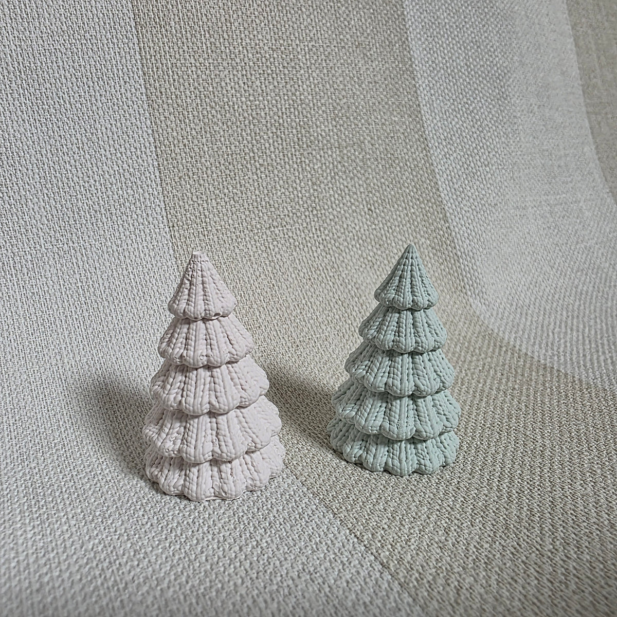 Silikongießform – Tannenbäume in 3 Größen mit Strickmuster