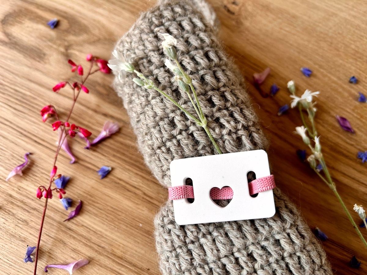 Silikon Gießform Geschenkanhänger Rechteck mit Herz Anhänger