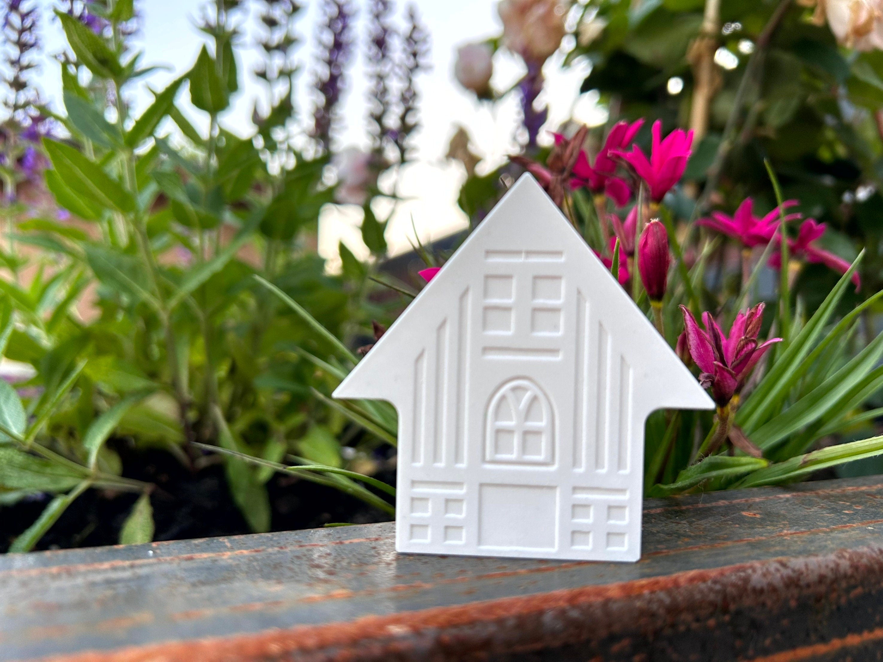 Silikon - Gießform - Mini-Kirchen-Haus - Graviert -