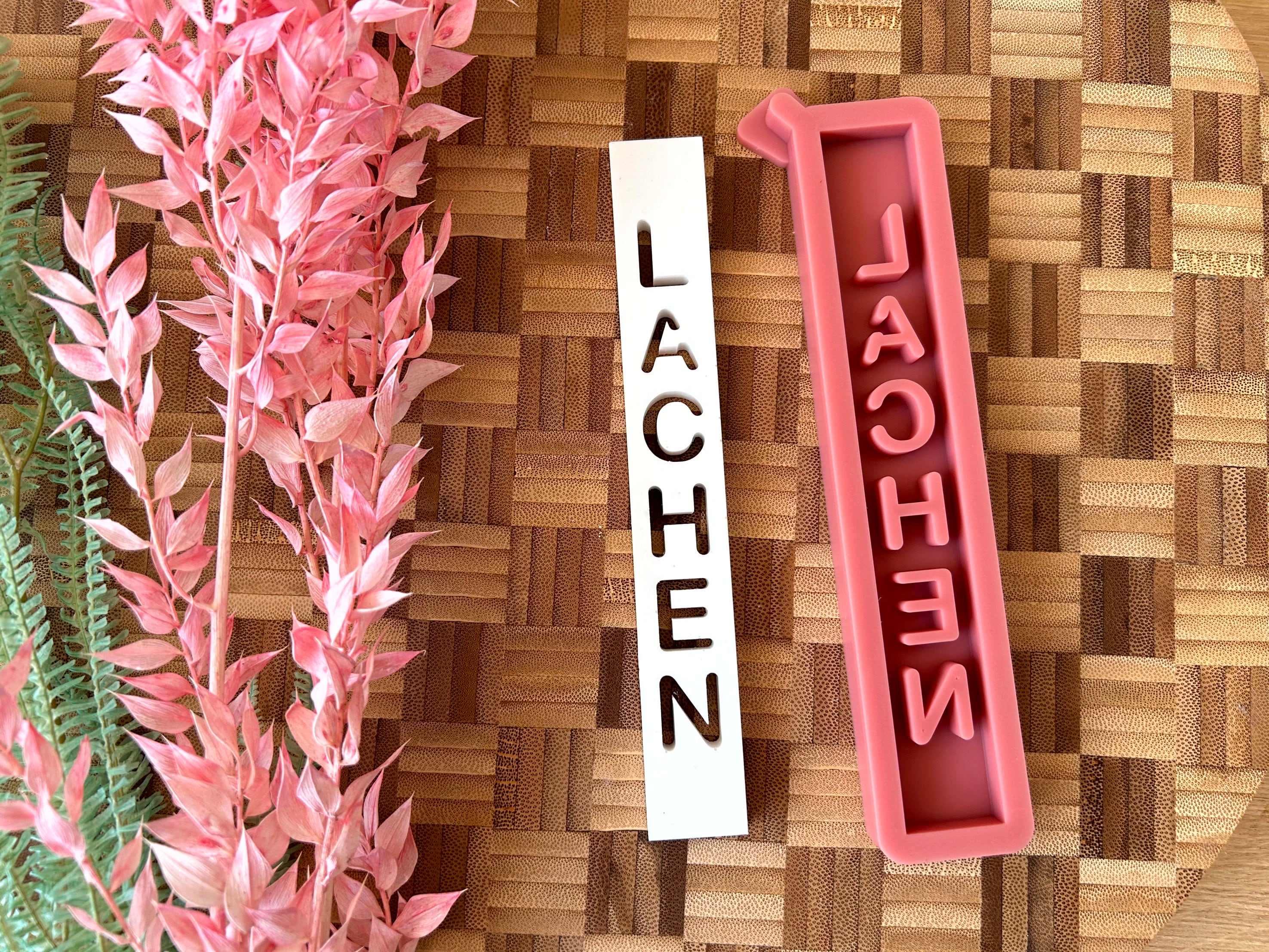 Silikon - Gießform -Klötzchen LACHEN Schriftzug- Klötzchen Lichthäuser - Lichthausklötzchen - Klötzchen - Windlicht - Sommerwindlicht -