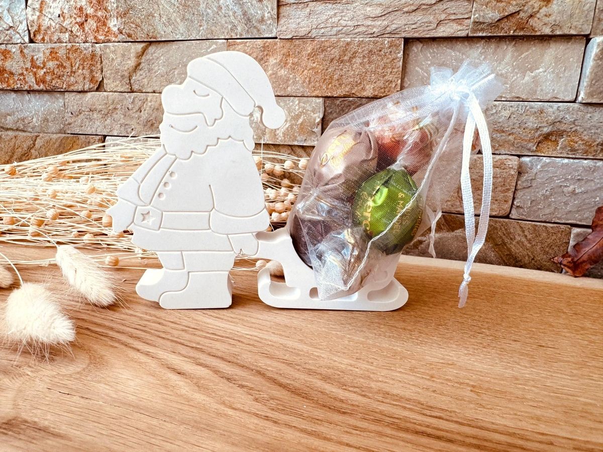 Silikon Gießform Weihnachtsmann mit Schlitten Überraschungsei Schokoladenhalter – Ansicht 2