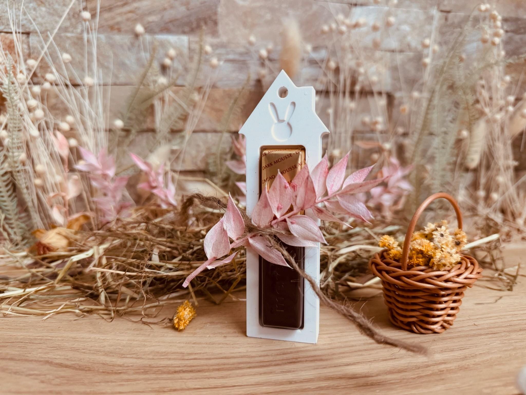 Silikon - Gießform - Haus mit Hase als Schokoladenriegelhalter -