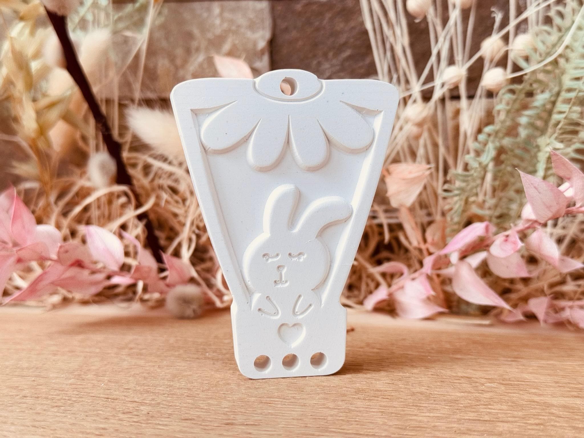 Silikon - Gießform - Hase mit Blumenballon - Aufhänger - Geschenkanhänger -
