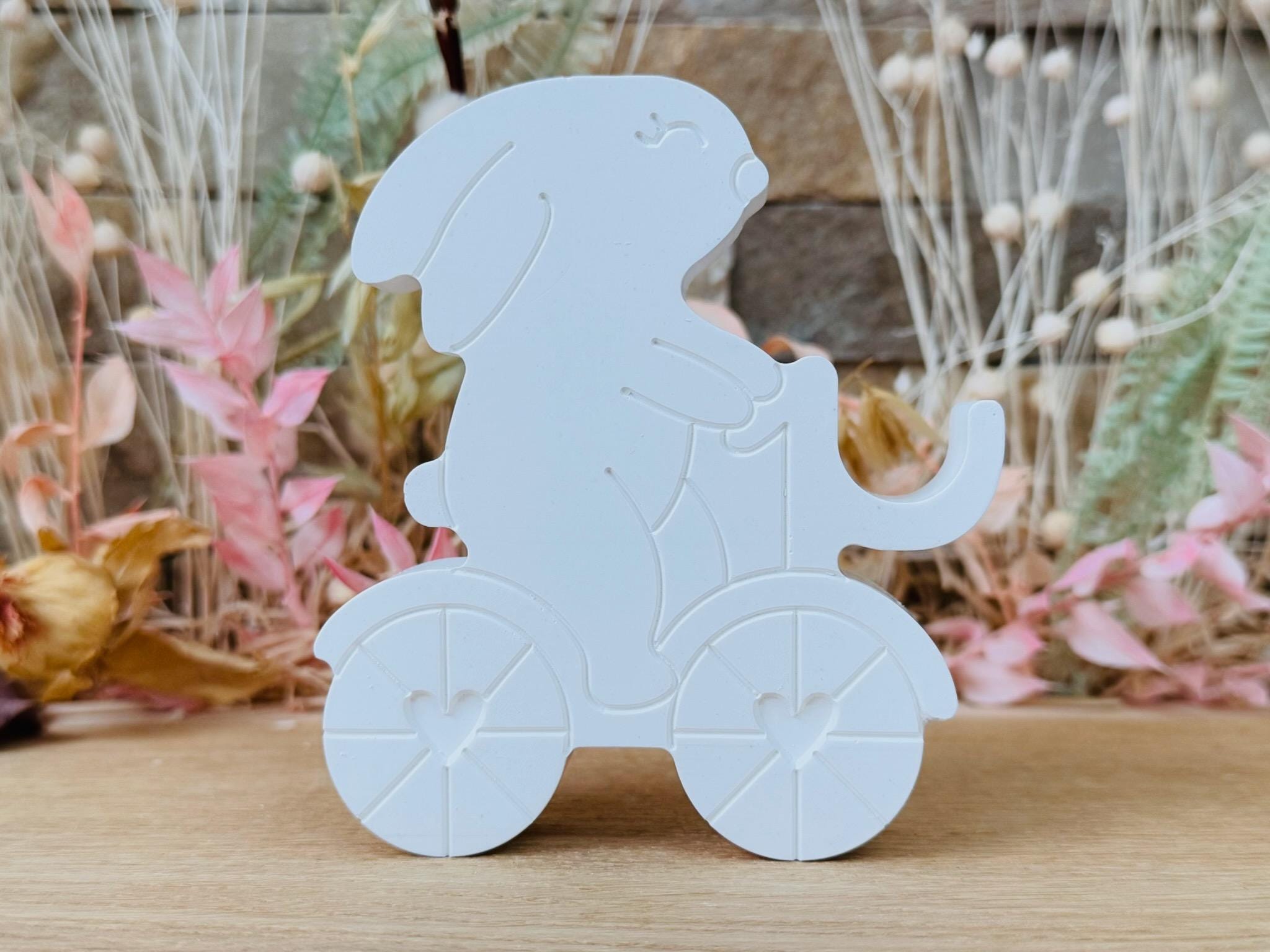 Silikon - Gießform - Hase mit Fahrrad - mini Schokoladenkugelhalter -