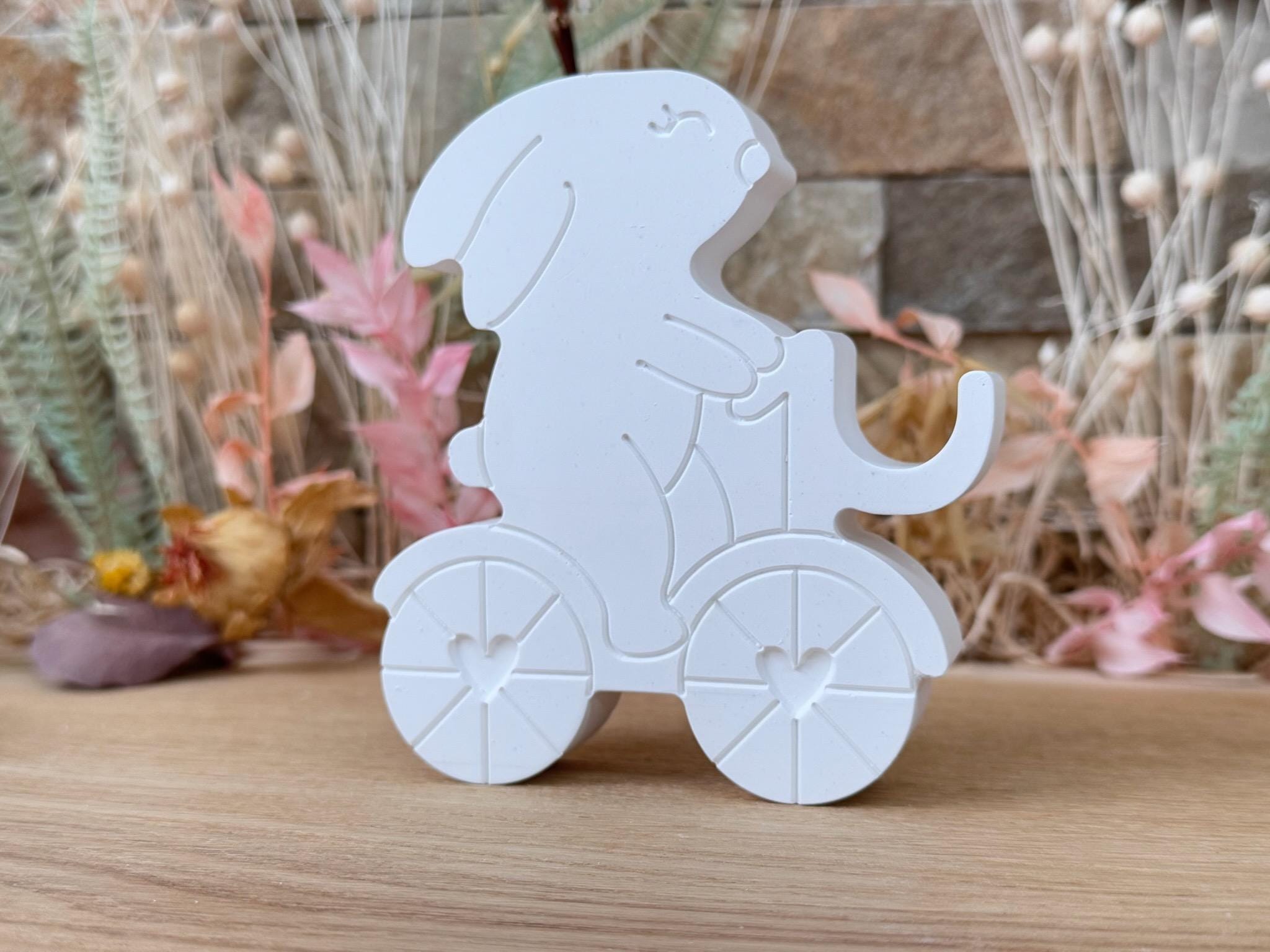 Silikon - Gießform - Hase mit Fahrrad - mini Schokoladenkugelhalter -
