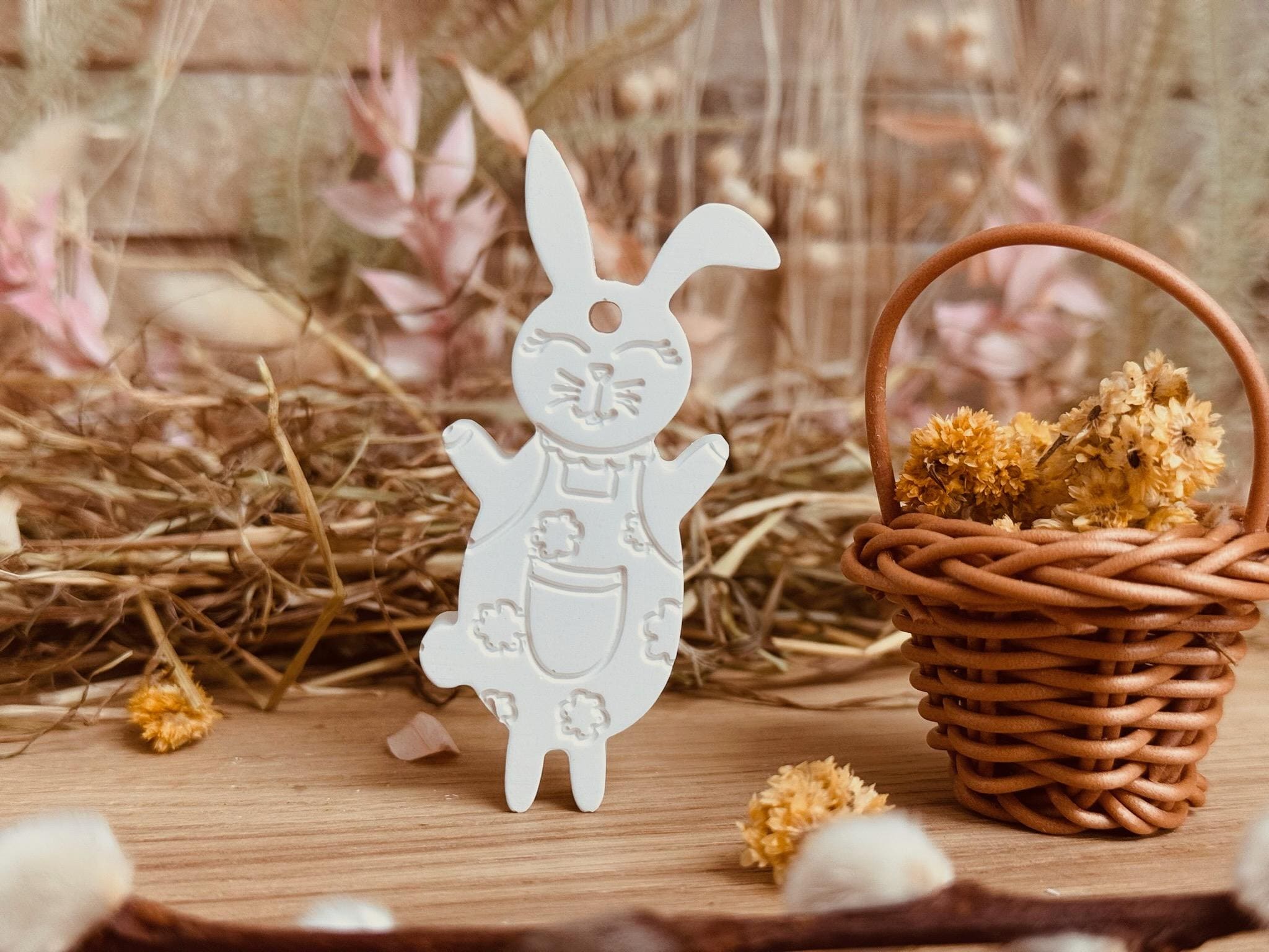 Silikon - Gießform - niedlicher Osteraufhänger - Hase mit Blumen -