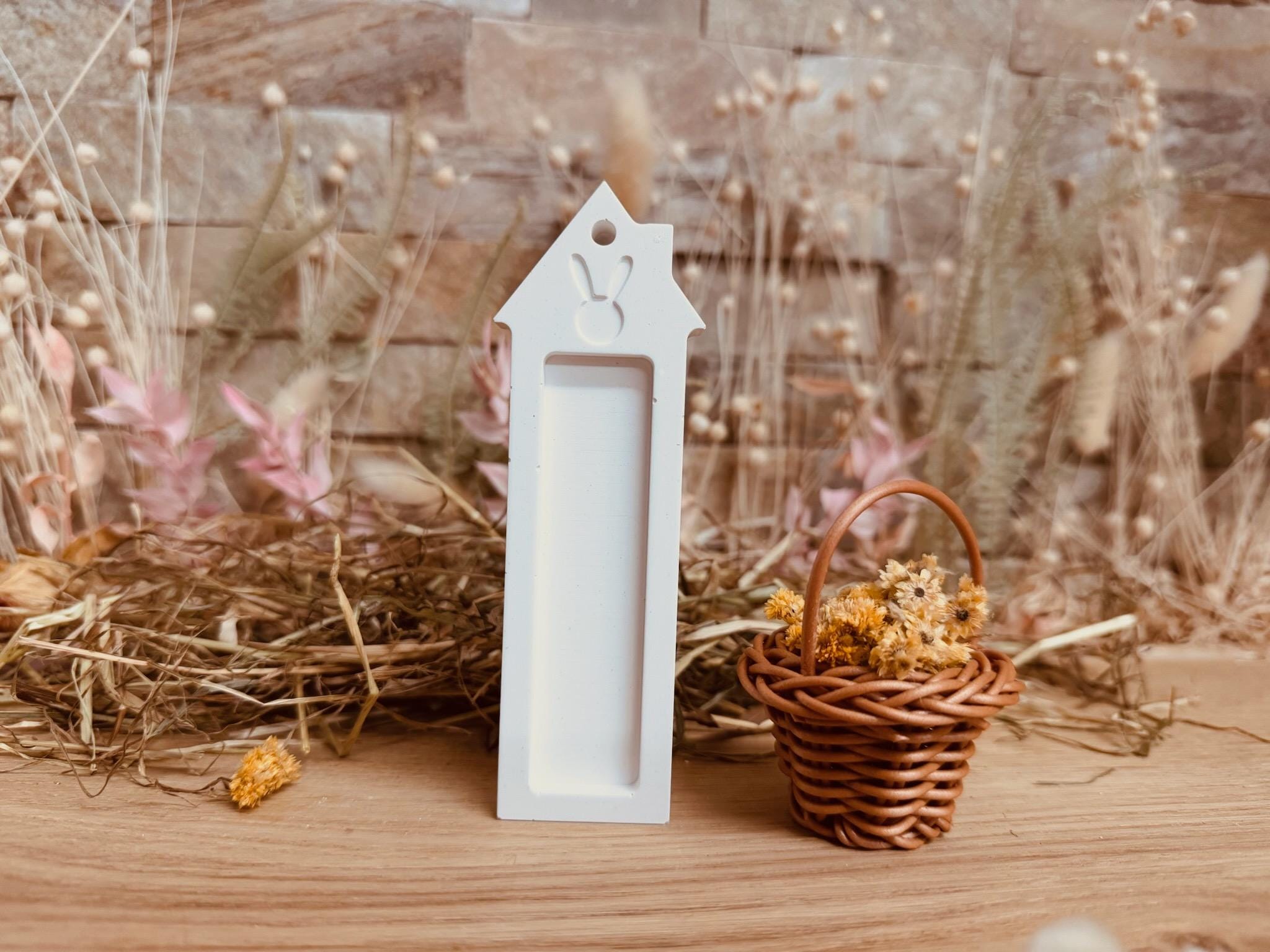 Silikon - Gießform - Haus mit Hase als Schokoladenriegelhalter -