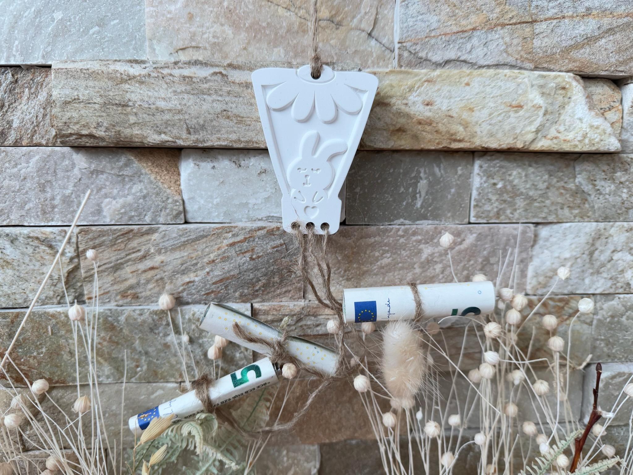Silikon - Gießform - Hase mit Blumenballon - Aufhänger - Geschenkanhänger -