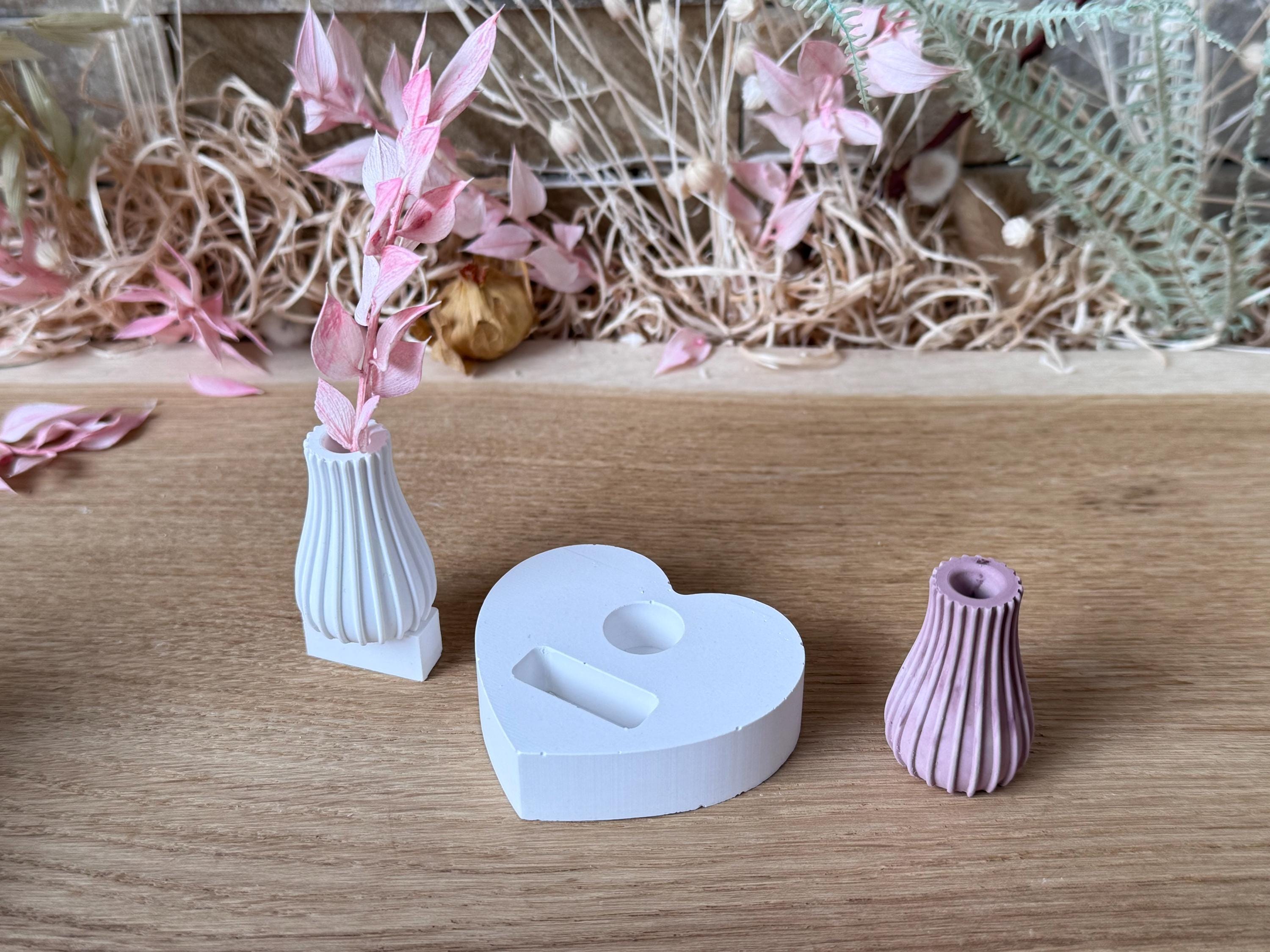Silikon - Gießform - Mini Vase für unsere Häuserkranzplatten- vertikale Rillen - Stecksystem - Klötzchen - Häuserkranz -