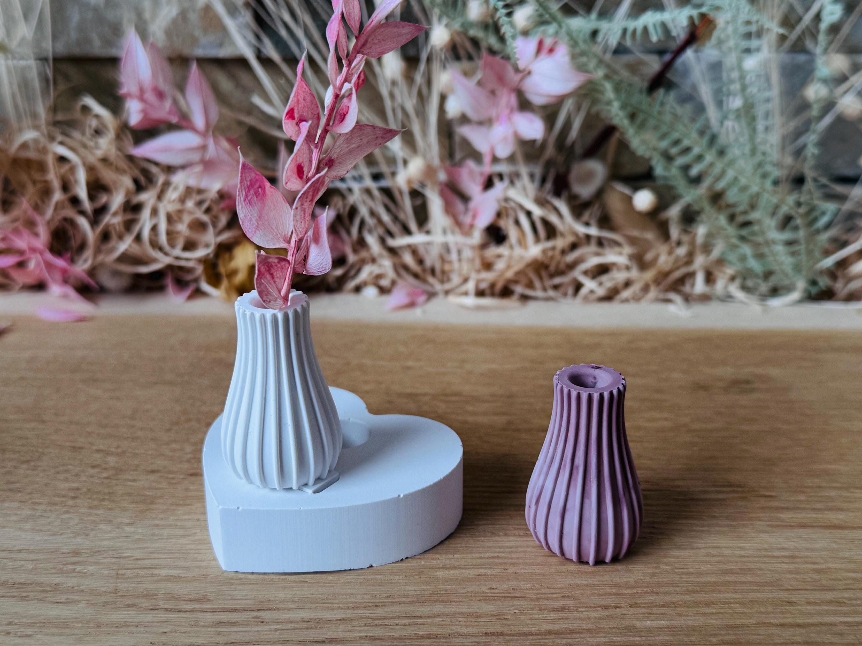 Silikon - Gießform - Mini Vase für unsere Häuserkranzplatten- vertikale Rillen - Stecksystem - Klötzchen - Häuserkranz -