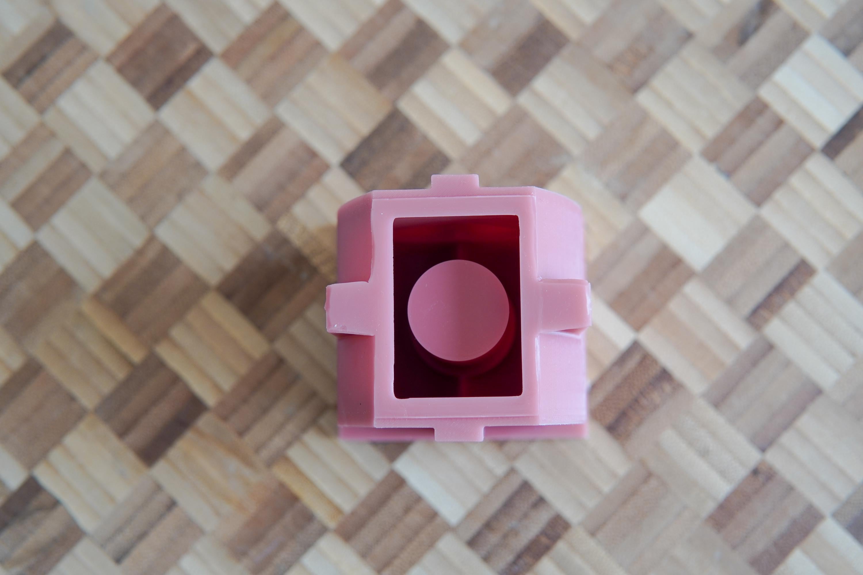 Silikongießform - Herzsockel-Vase / Stabkerzenhalter -