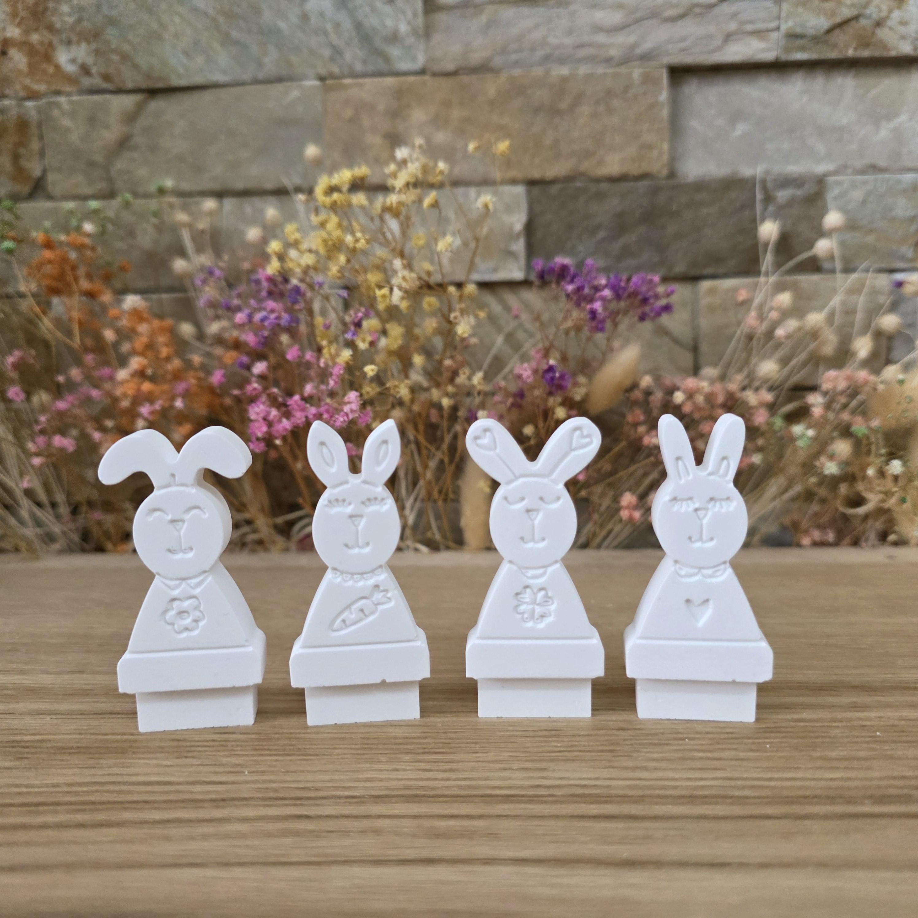 Silikon – Gießform – Steckform Hoppelquartett – 4 Hasen auf Mini-Sockel