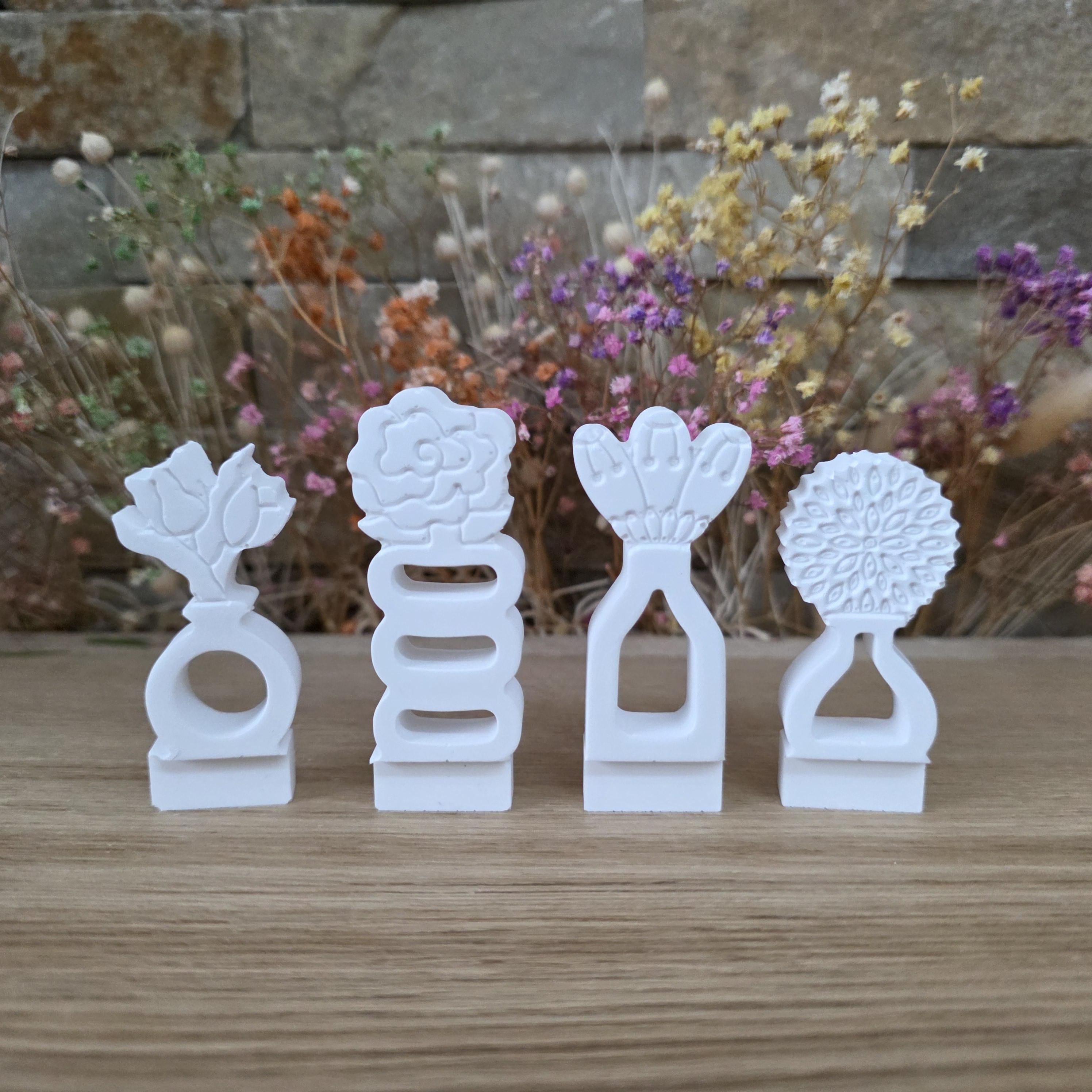 Silikon – Gießform – Steckform Blumenvasen – 4 Blumen für den Steckkranz "2"