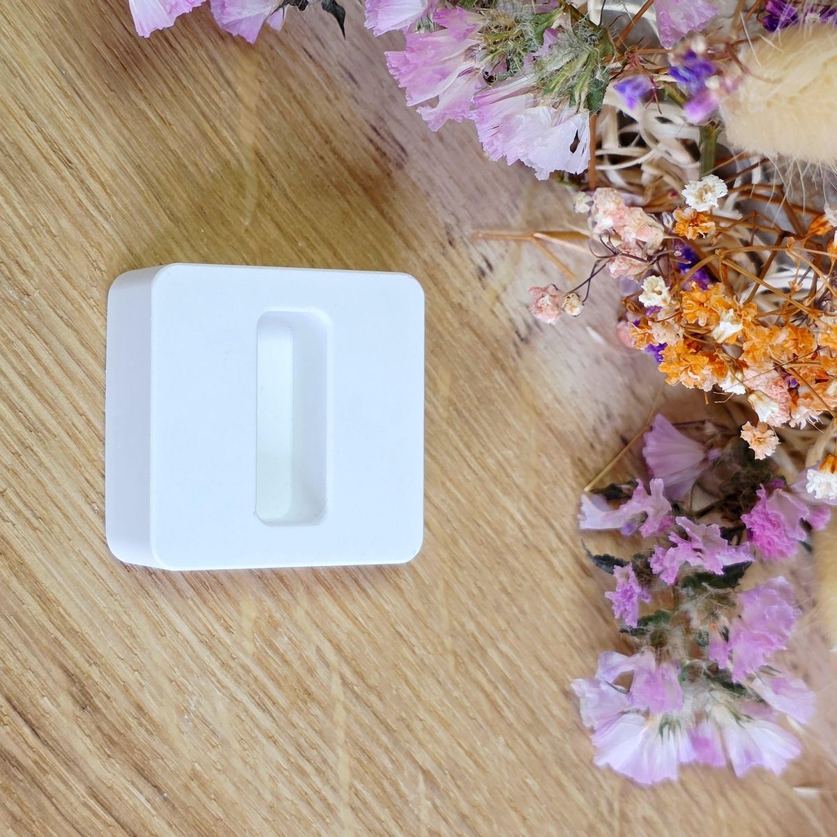 Silikon-Gießform Mini Grundplatte eckig für 1 Stecker – Ansicht 4