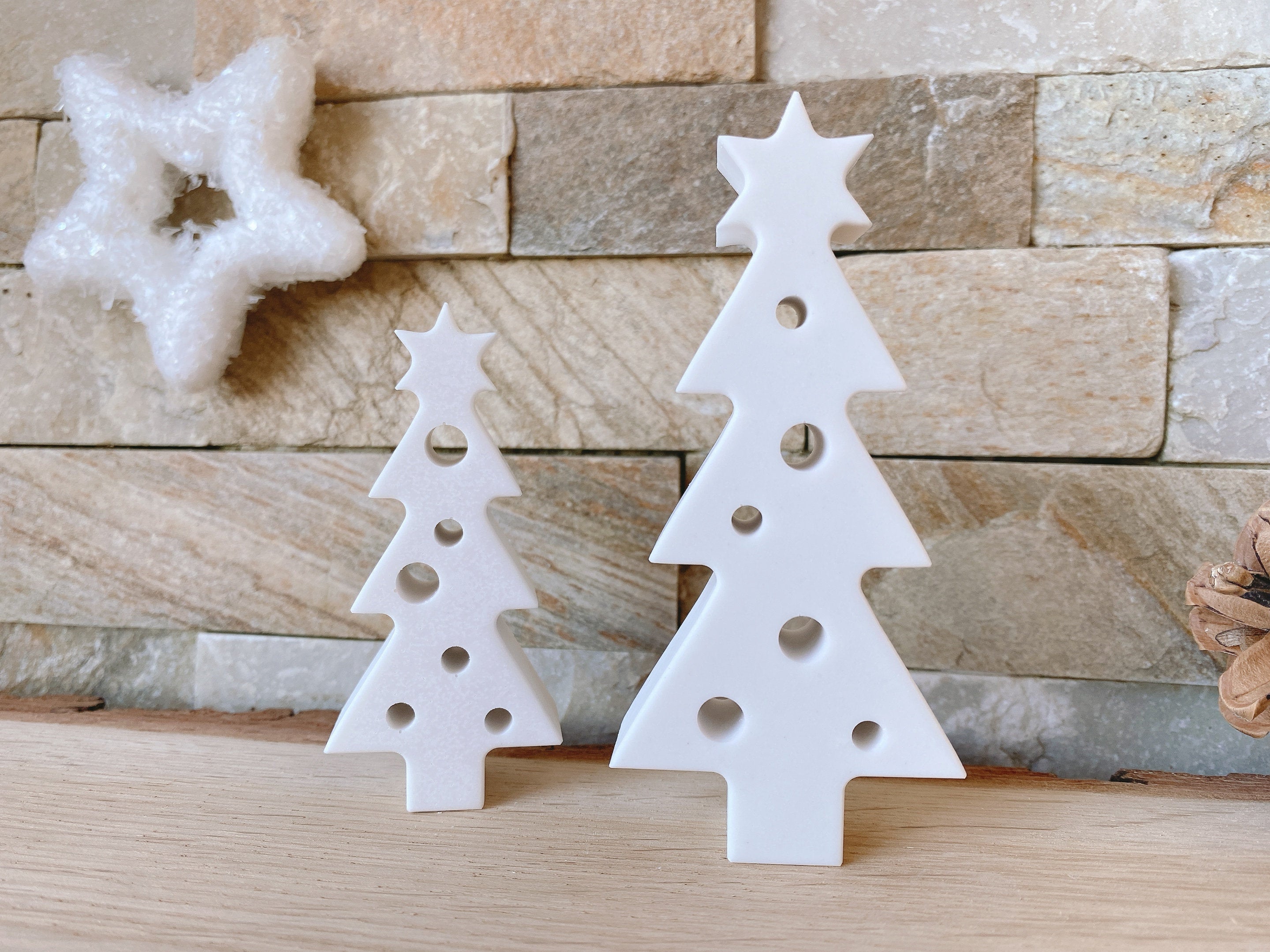 Silikon - Giessform - Tannenbaum mit Löchern - Weihnachtsbaum - Lichtbaum -