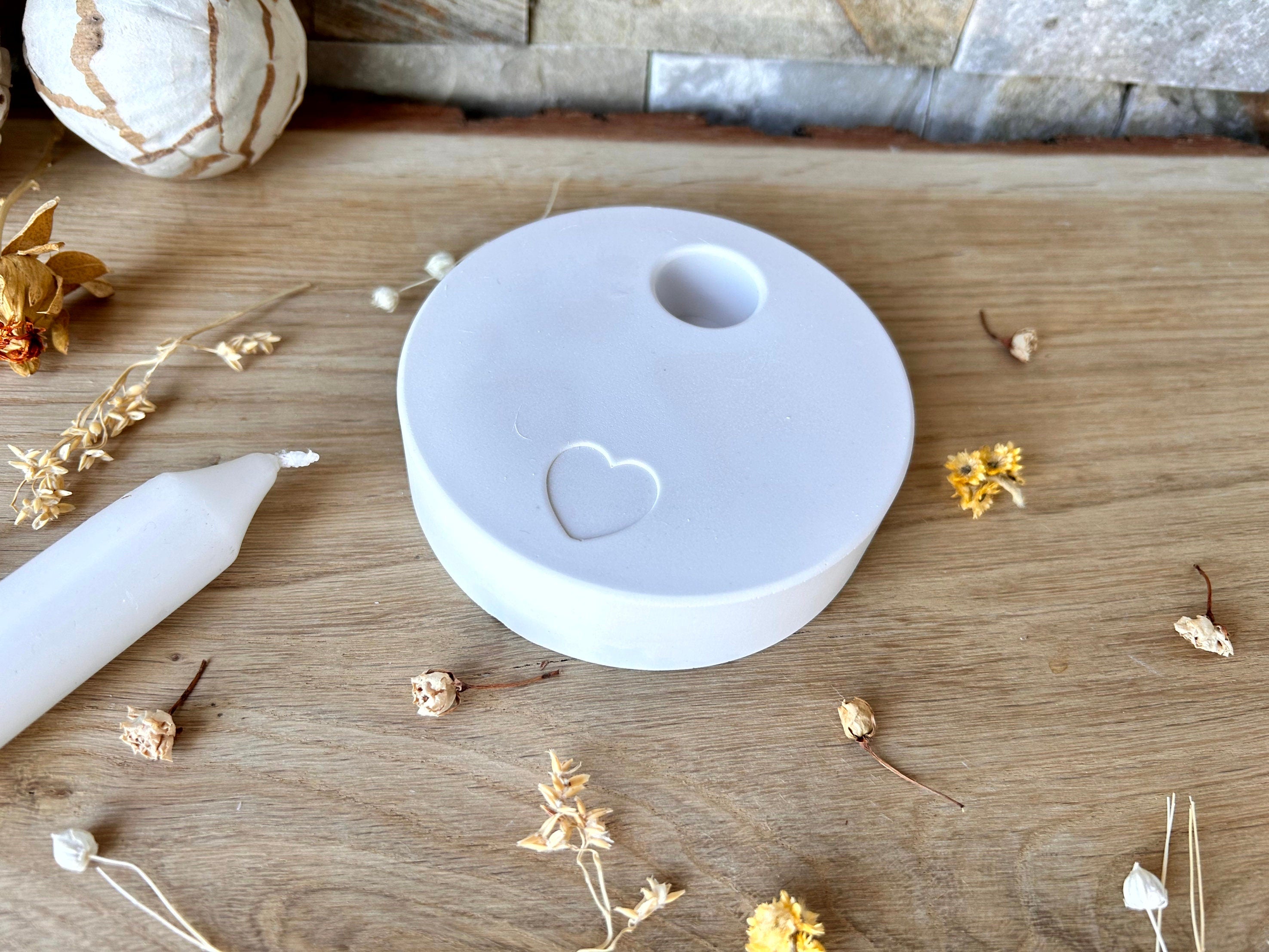 Silikon - Gießform - Stabkerzenteller mit Herz -