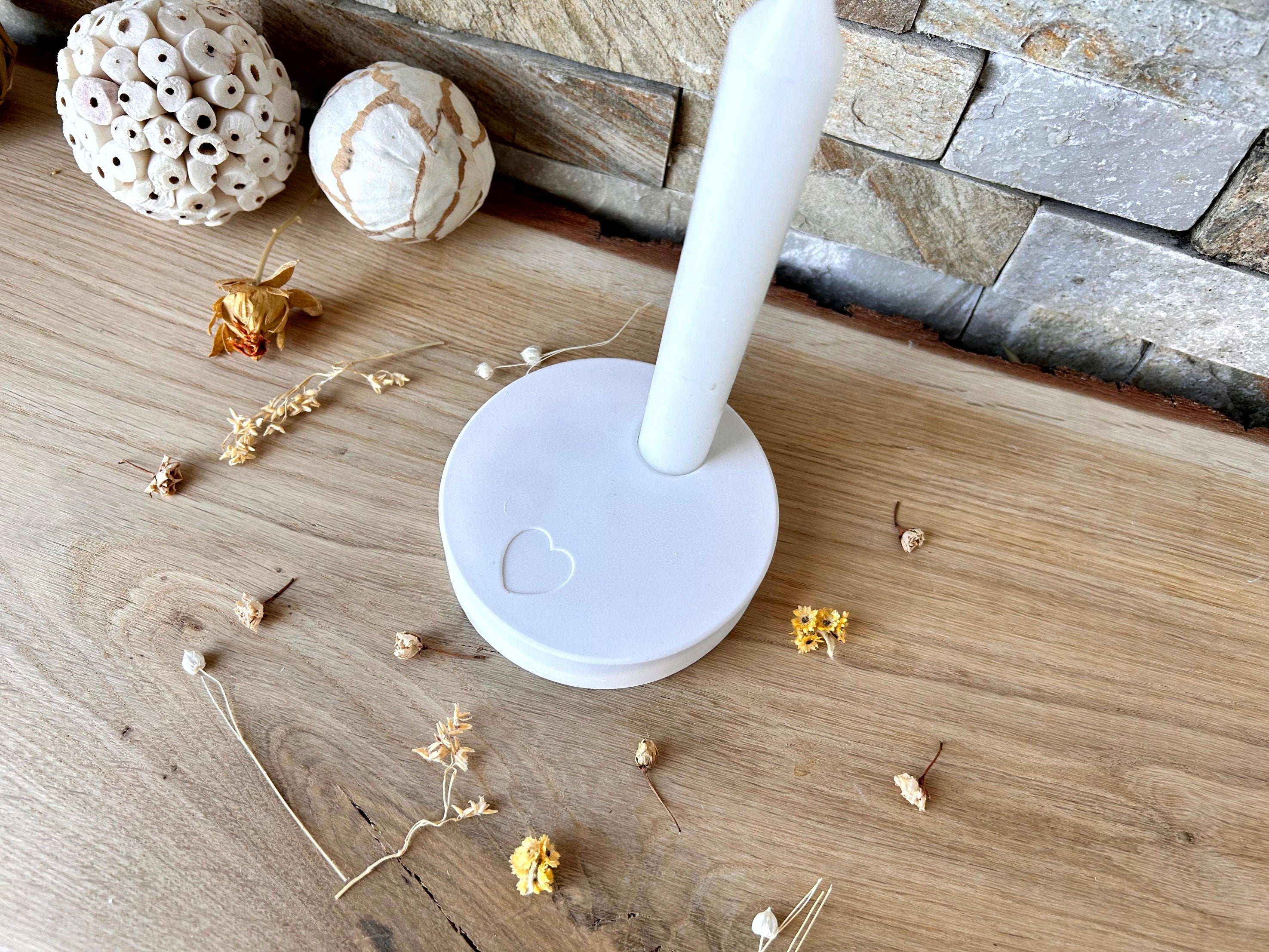 Silikon - Gießform - Stabkerzenteller mit Herz -