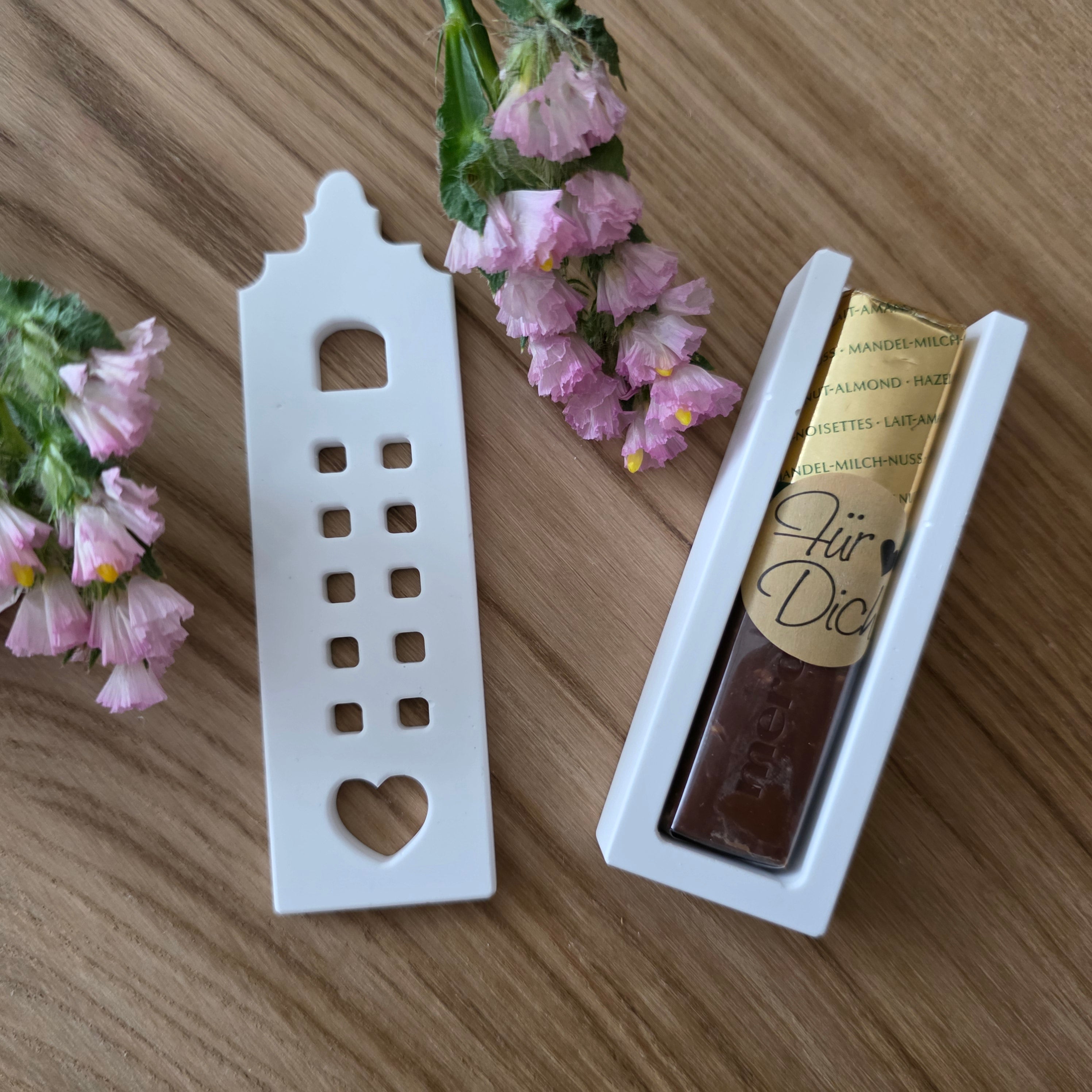 Modularer Schokoladenhalter – Rückteil & Wechselfronten