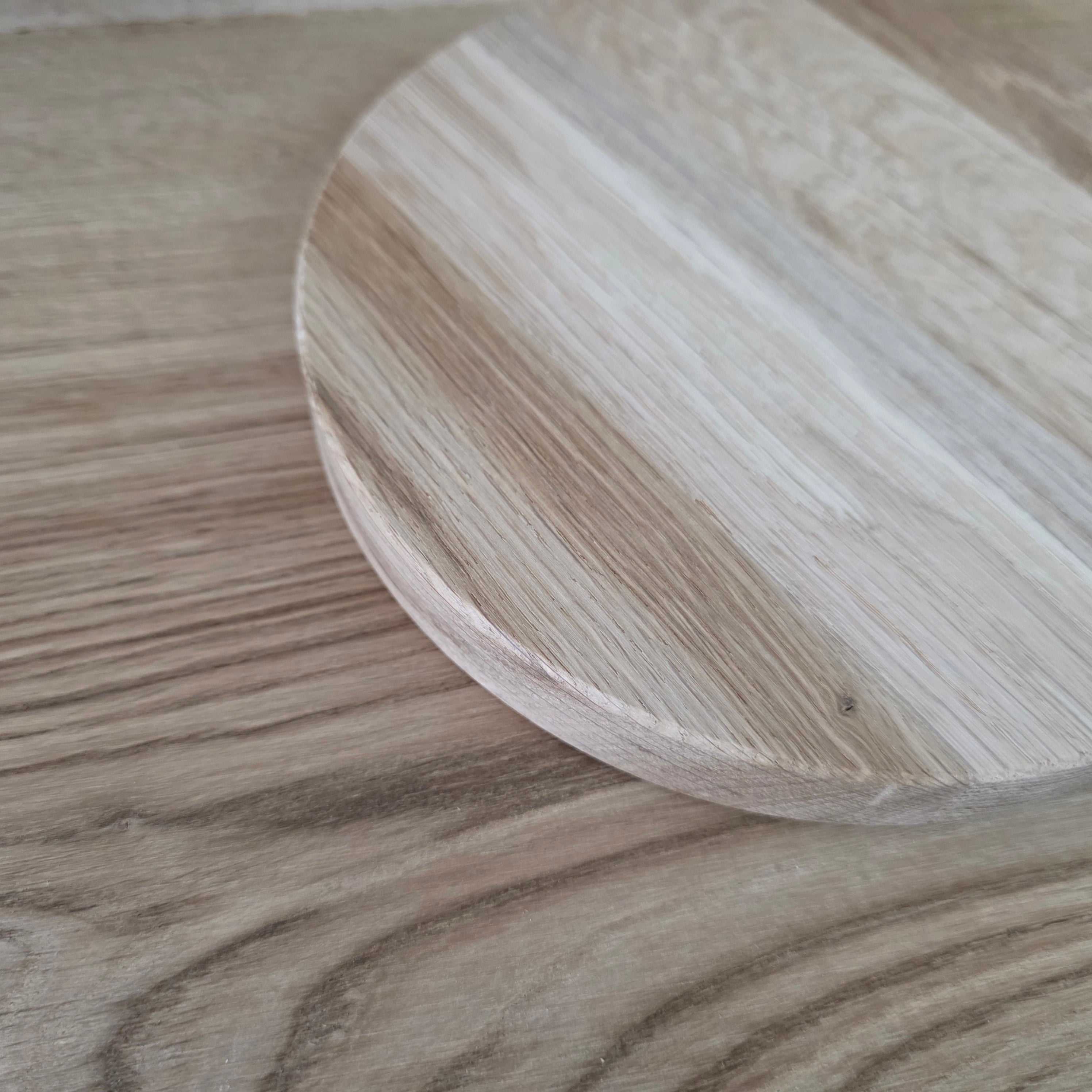 Eichenholzteller – entwickelt für unser Stecksystem