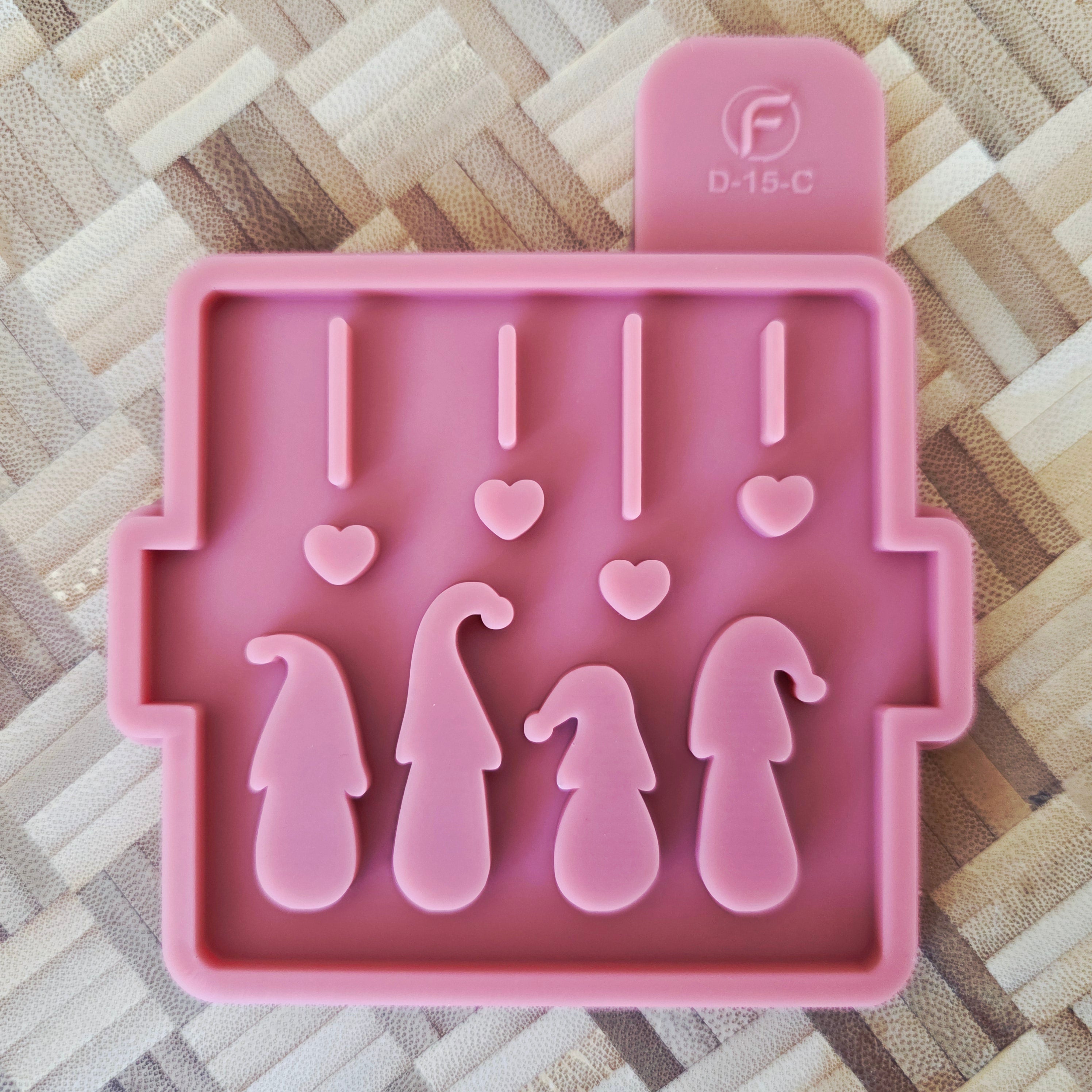 Silikon – Gießform – Geschenkdosen-Deckel Herzenswichtel -