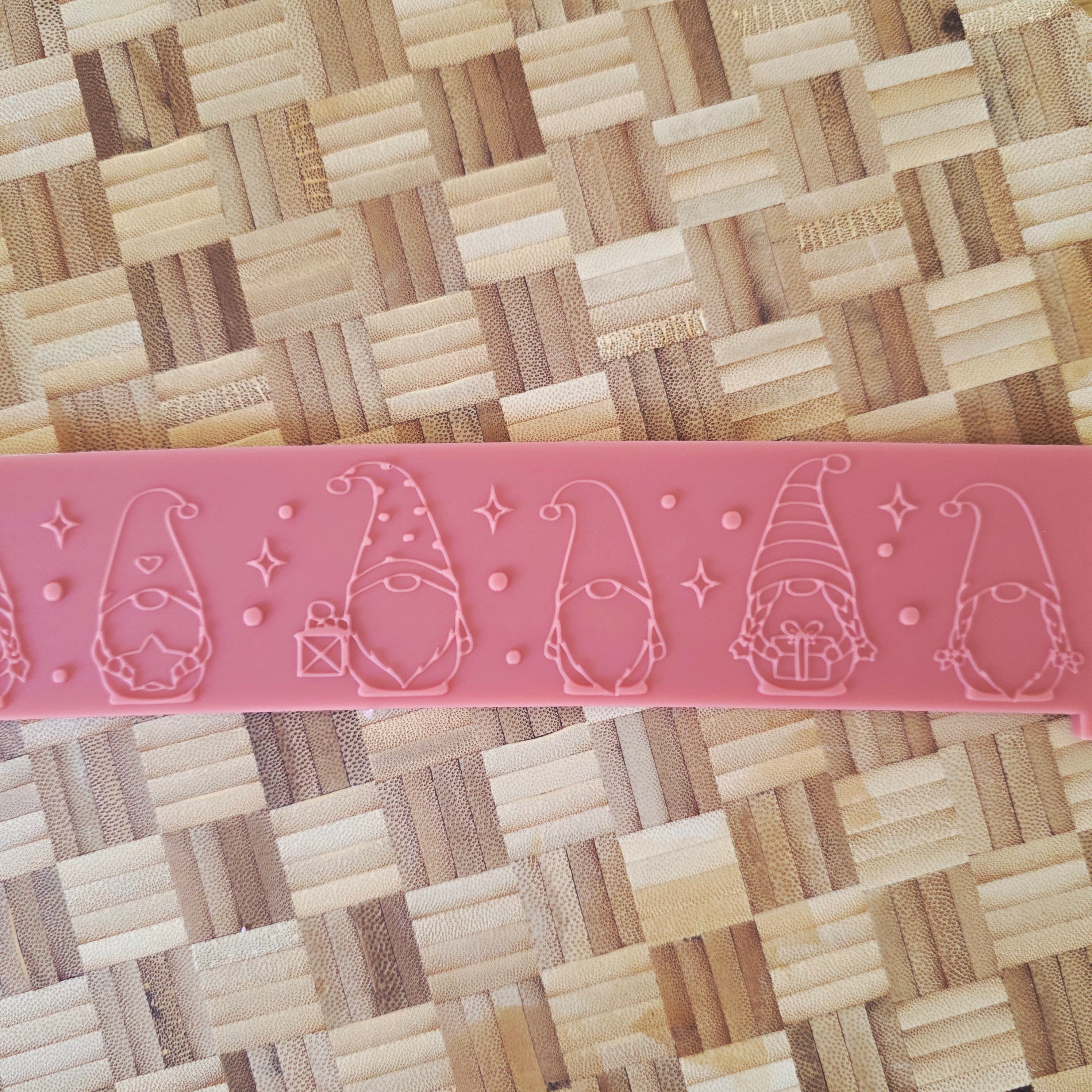 Motivband für unsere Schalenform - Wichtel -
