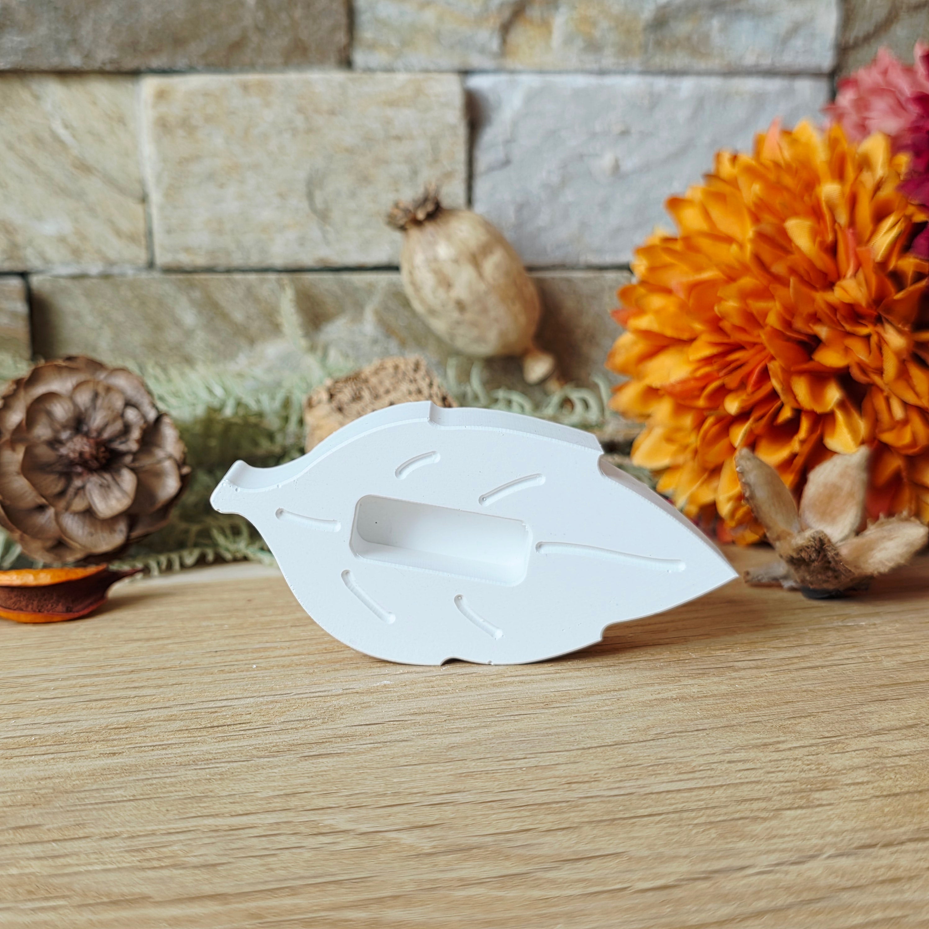 Silikon – Gießform – Grundplatte Blatt – für 1 Stecker – passend für unser Stecksystem