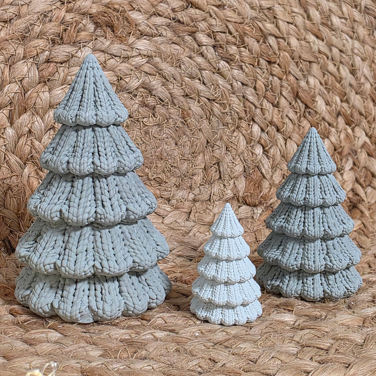 Silikongießform – Tannenbäume in 3 Größen mit Strickmuster