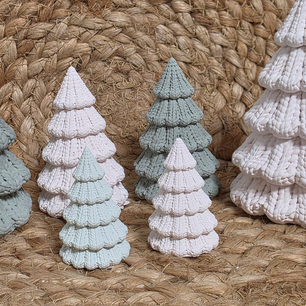 Silikongießform – Tannenbäume in 3 Größen mit Strickmuster
