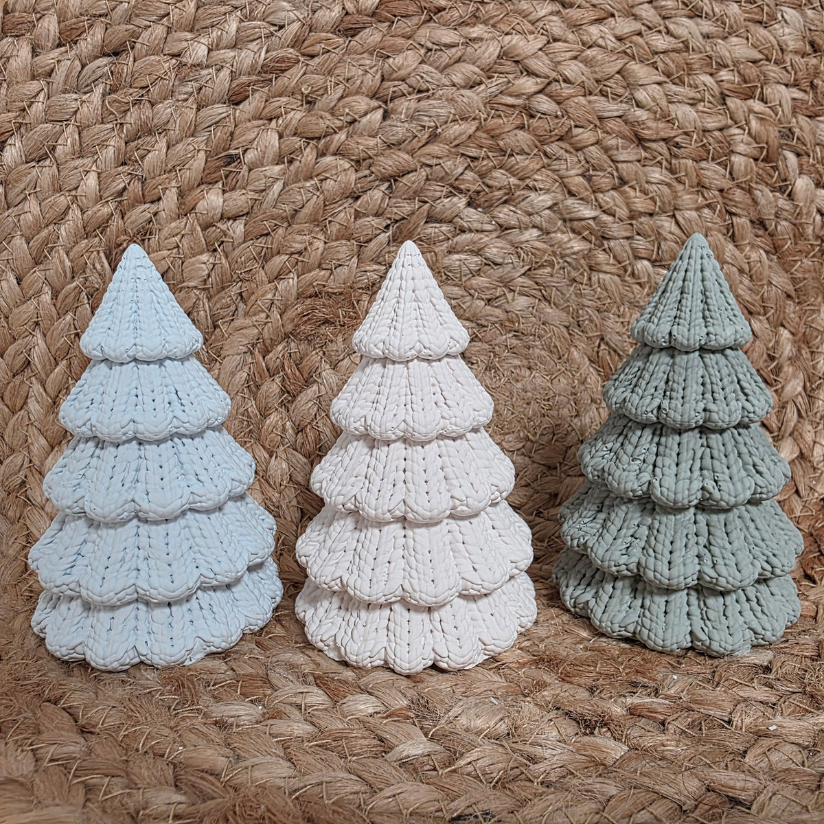 Silikongießform – Tannenbäume in 3 Größen mit Strickmuster