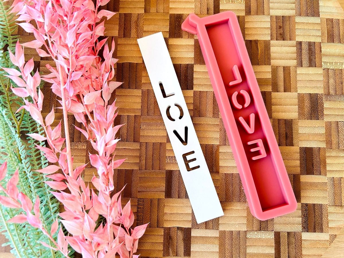 Silikon Gießform Klötzchen LOVE Schriftzug Klötzchen Lichthäuser Lichthausklötzchen Klötzchen Windlicht – Ansicht 2