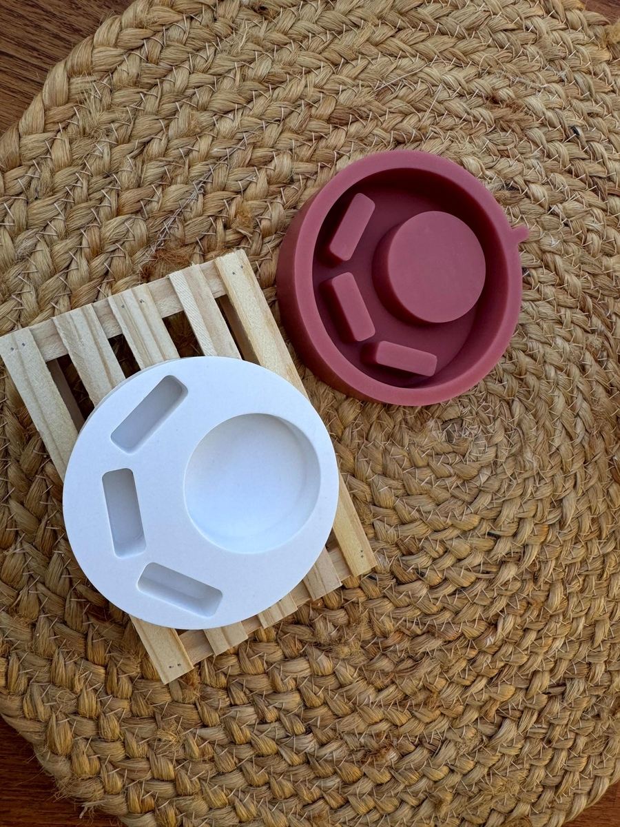 Silikon Gießform Teelichthalter mit Platz für 3 Klötzchen Klötzchen Lichthäuser Häuserkranz Klötzchen Windlicht – Ansicht 3