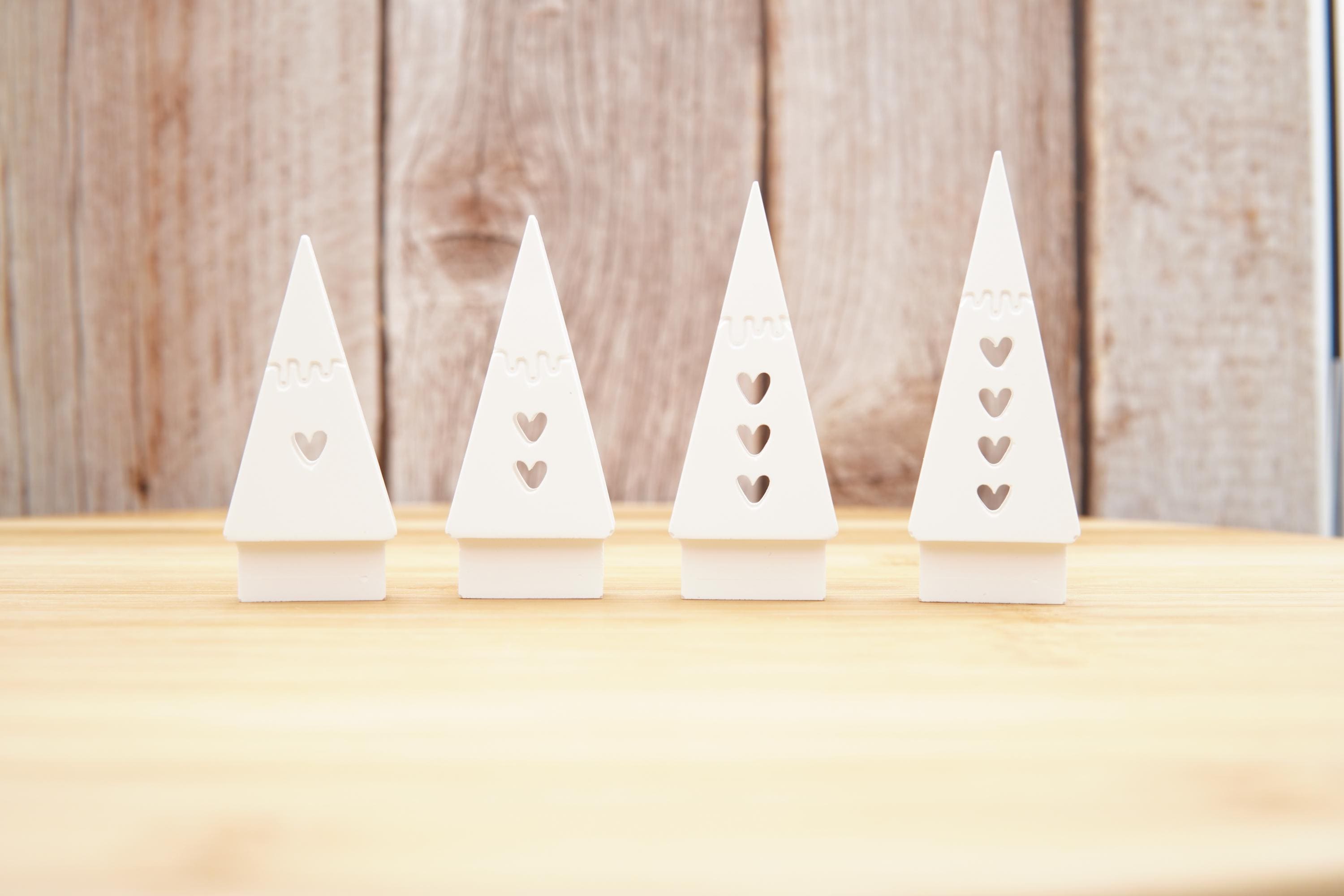 Silikon – Gießform – Dreieckstannen mit Herz – Steckform – passend für unser Stecksystem