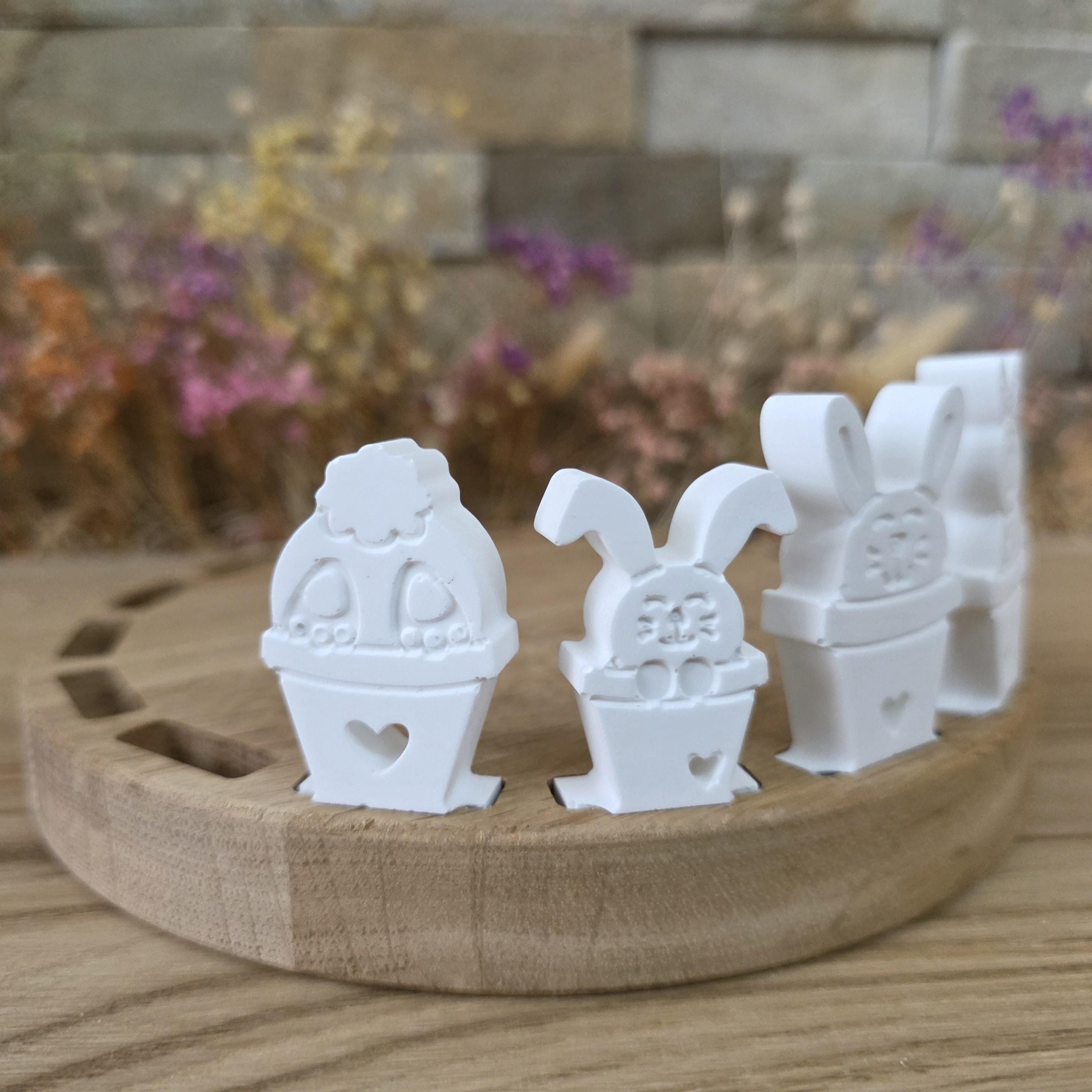 Silikon – Gießform – Steckform Blumentopfhäschen – 4 Hasen für den Steckkranz