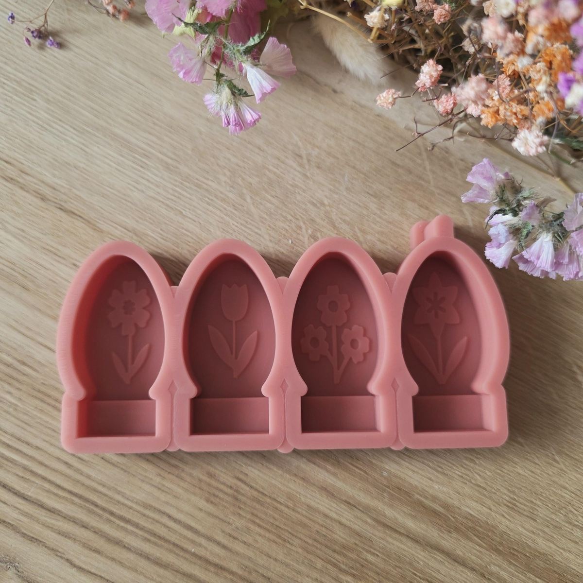 Silikon-Gießform Steckform Eier 4erSet mit Frühlingsblumen – Ansicht 2