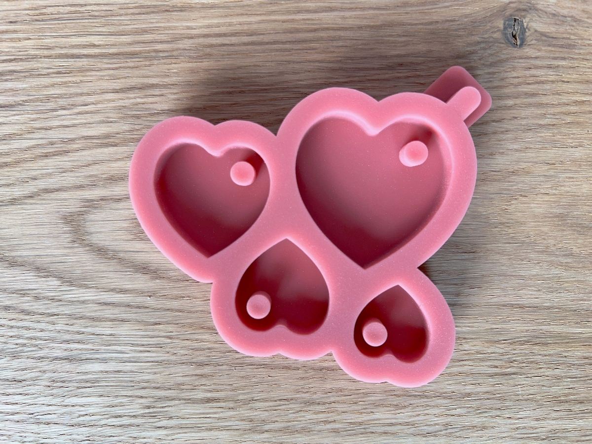 Silikon Giessform mini Herzen zum Aufhängen 4er Set – Ansicht 3